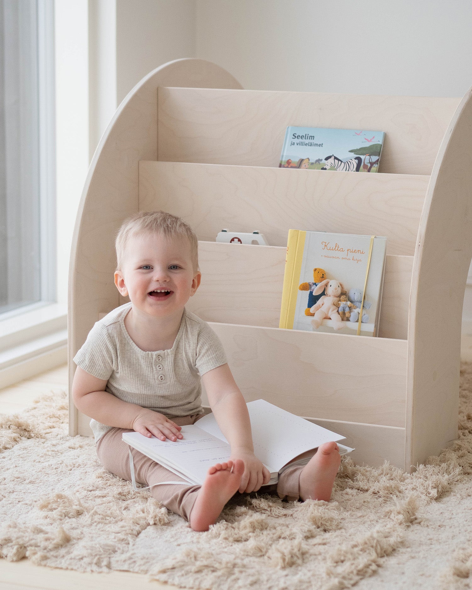 KUMPU Montessori bookshelf | birch