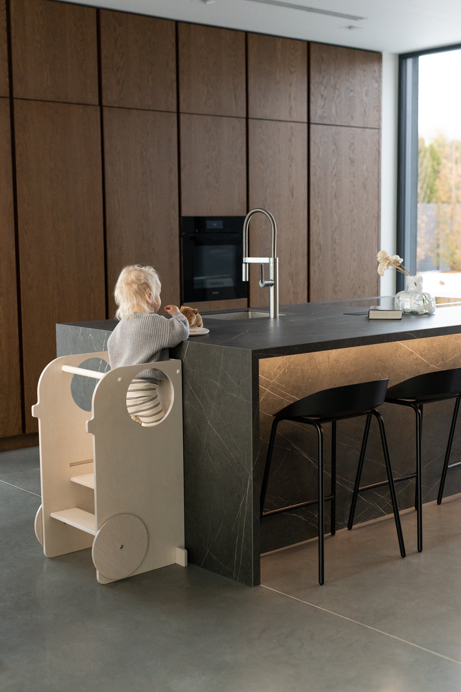 VERSO learning tower | birch