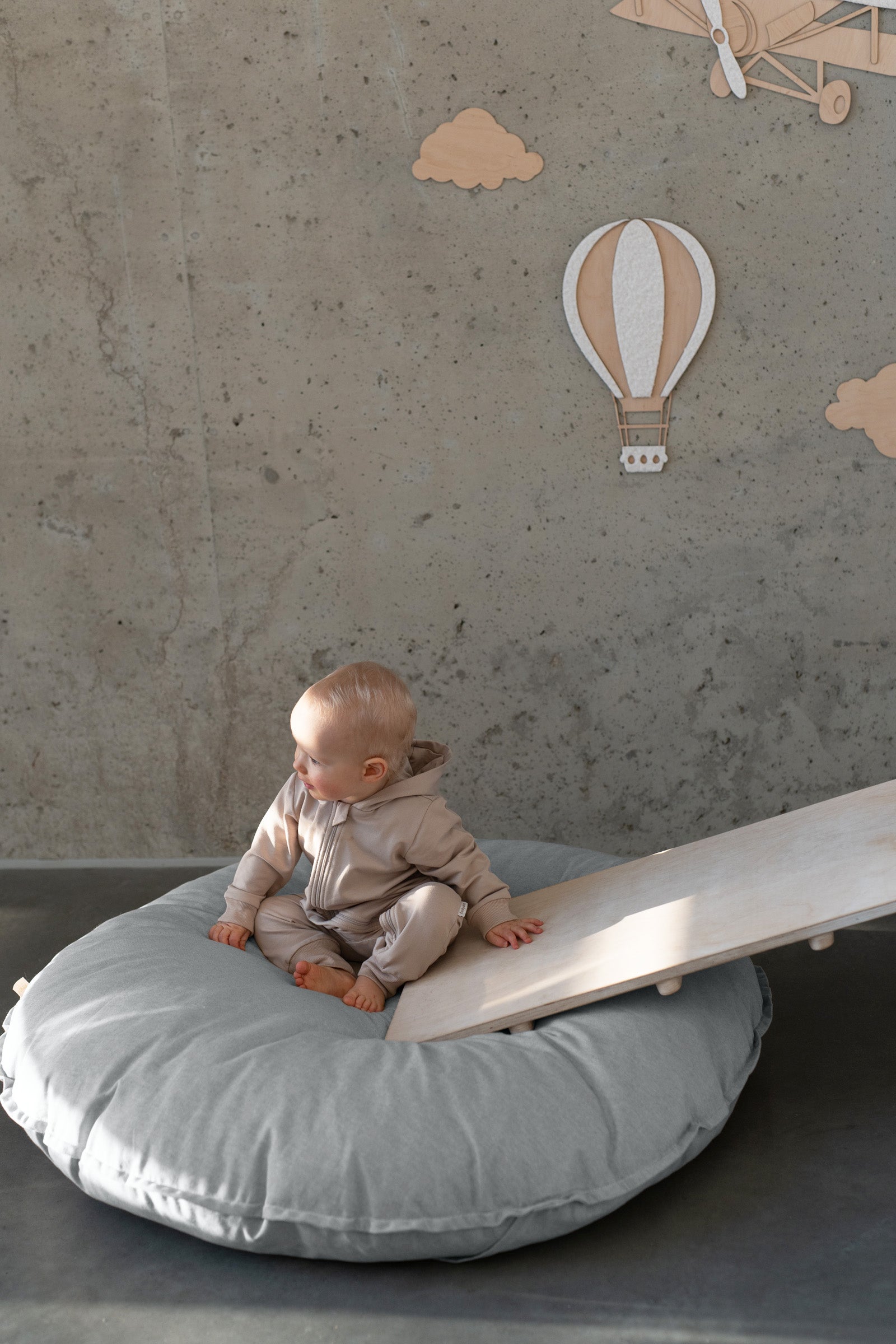 LEMPI Bodenkissen | hellblau